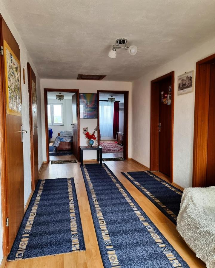 Guesthouse Sobi-Rooms Gradsko Exterior photo