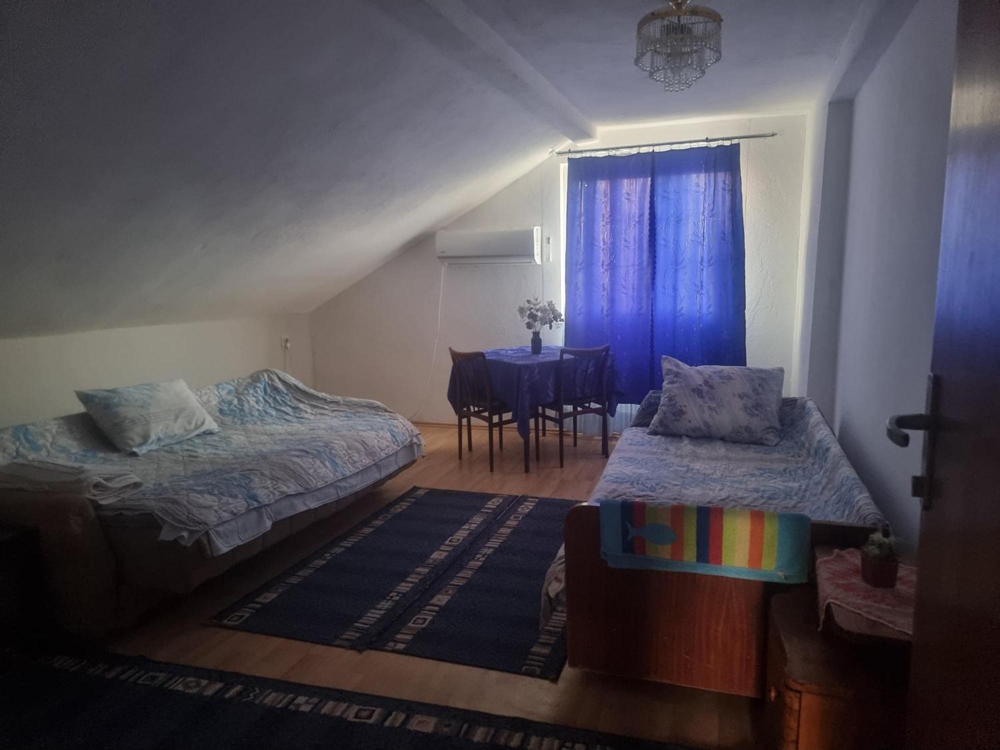 Guesthouse Sobi-Rooms Gradsko Exterior photo